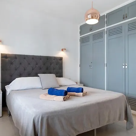 Puerto Chico E Apartment