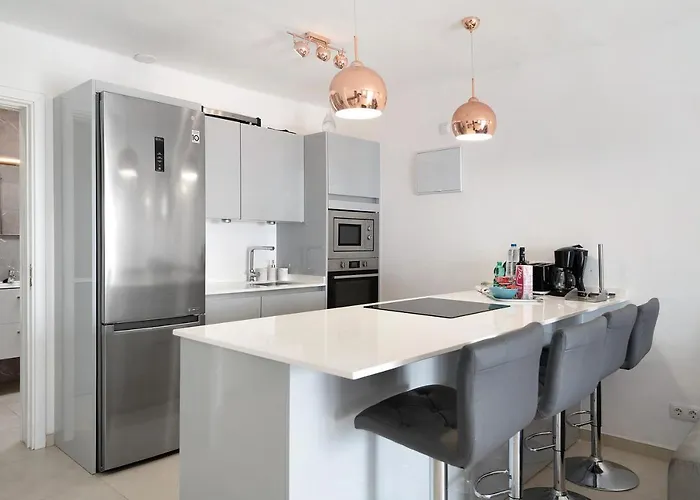 Puerto Chico E Apartamento